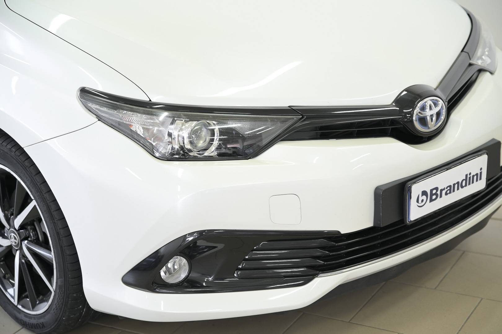 TOYOTA Auris Touring - Foto 9