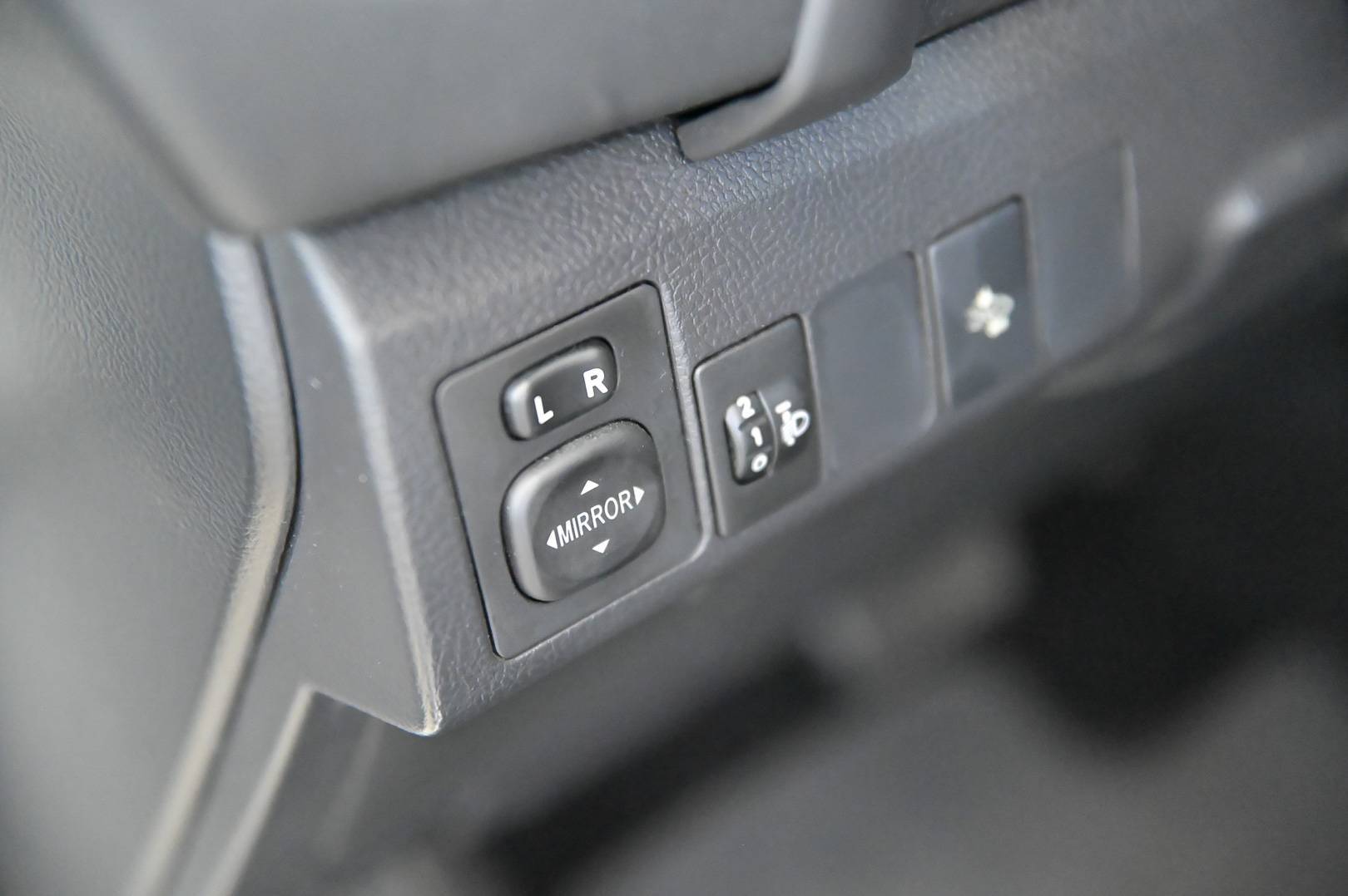 TOYOTA Auris Touring - Foto 12