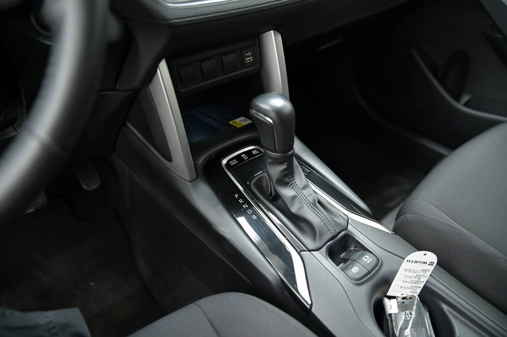 TOYOTA Corolla Cross - Foto 18