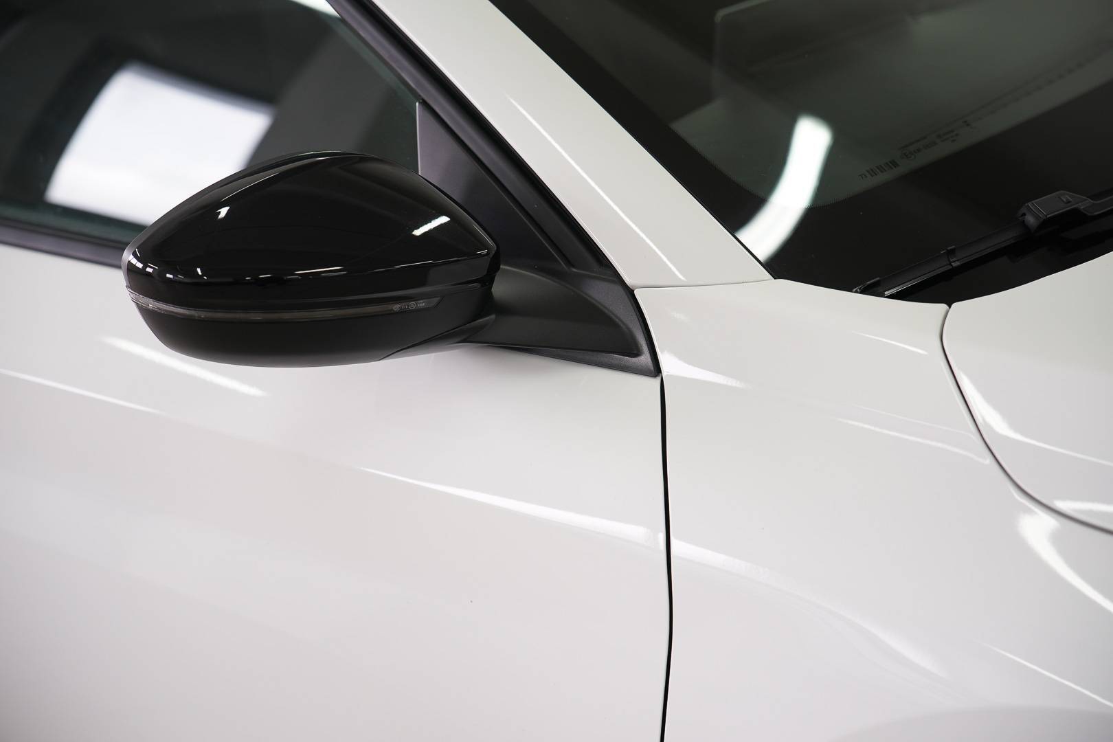 PEUGEOT 208 - Foto 5