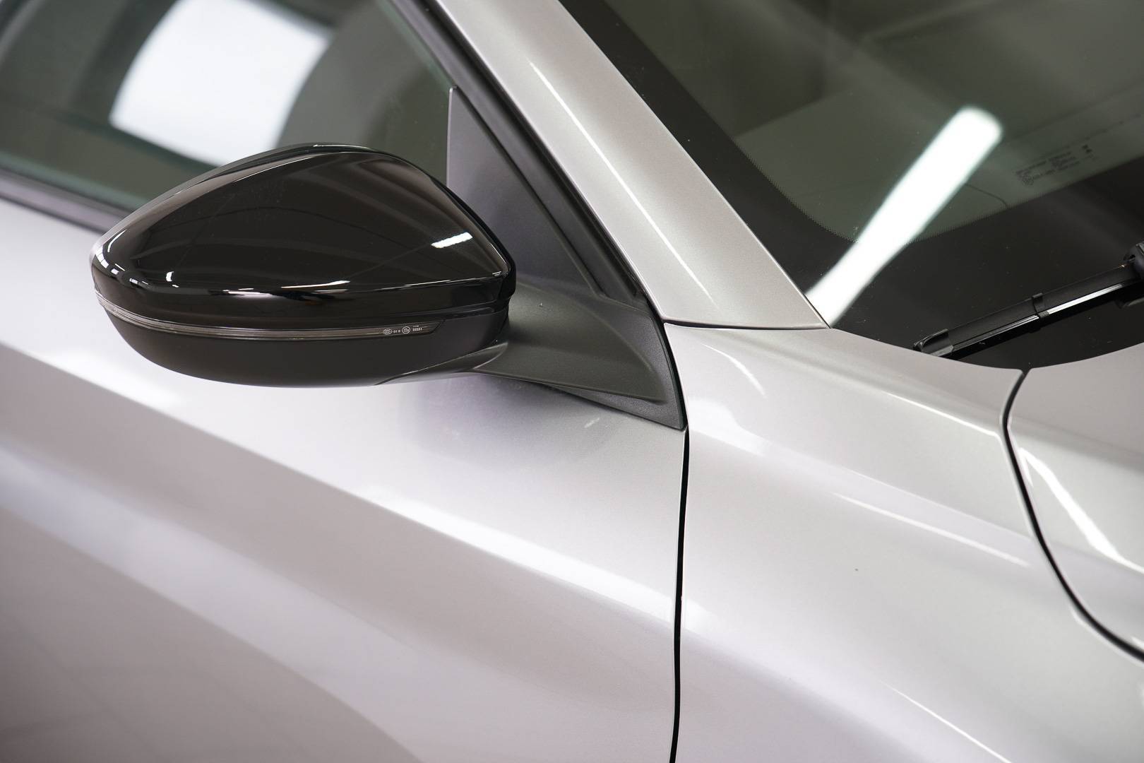PEUGEOT 208 - Foto 5