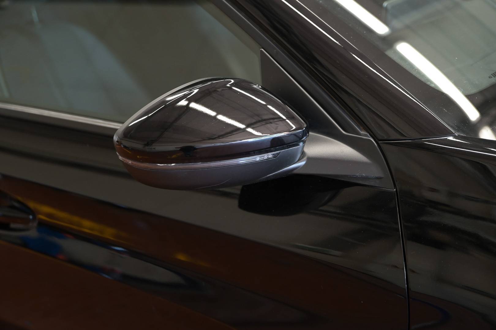 PEUGEOT 208 - Foto 8
