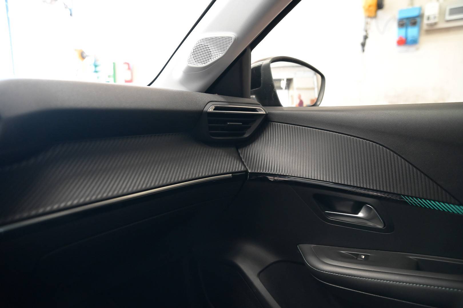 PEUGEOT 208 - Foto 13