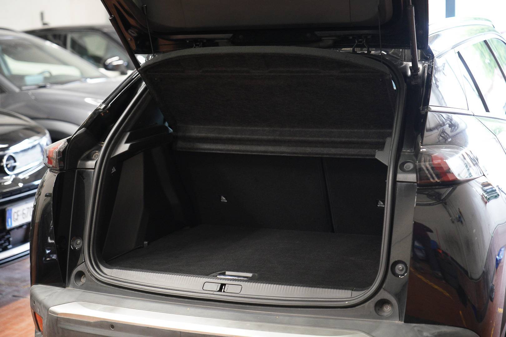 PEUGEOT 2008 - Foto 8