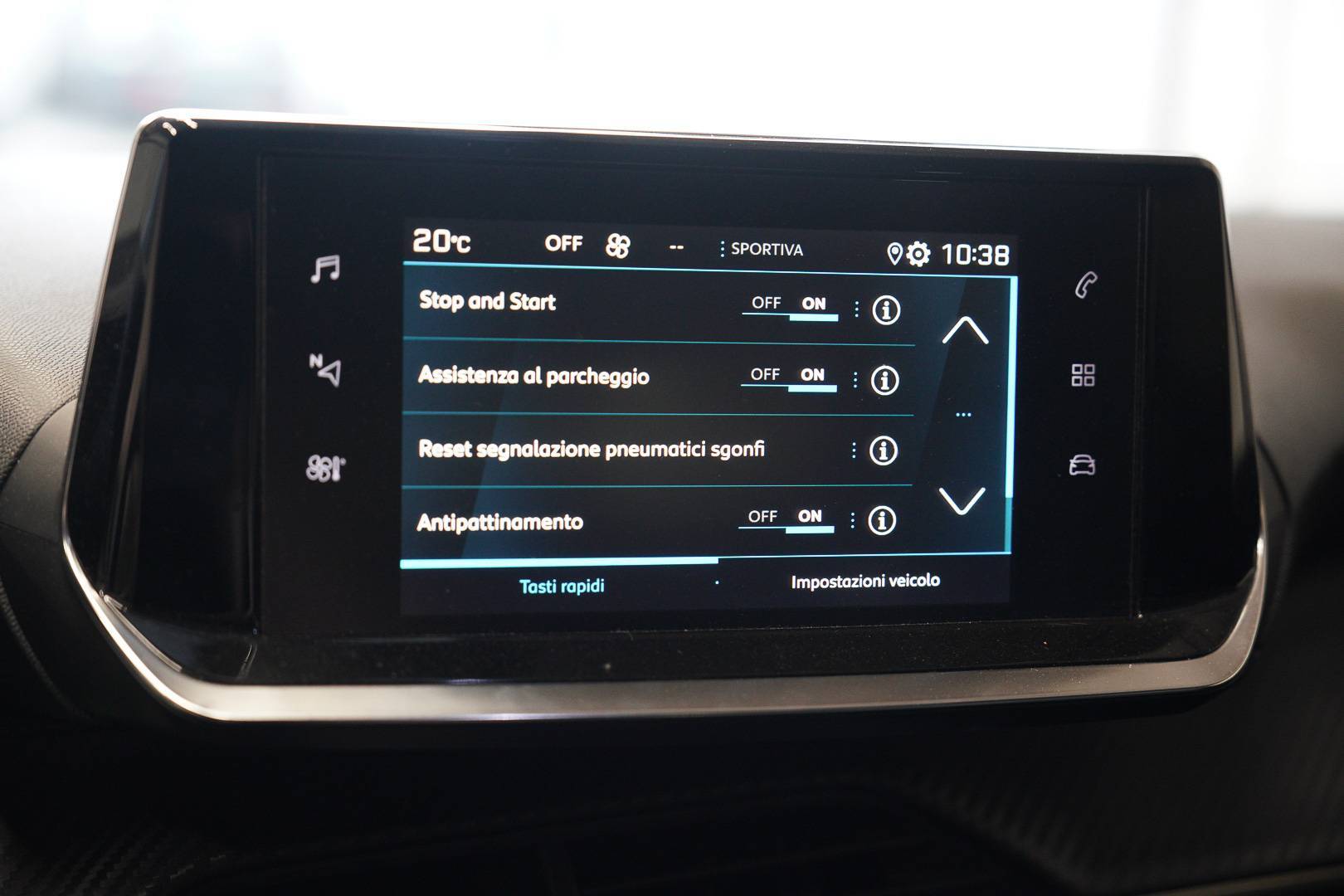 PEUGEOT 2008 - Foto 14