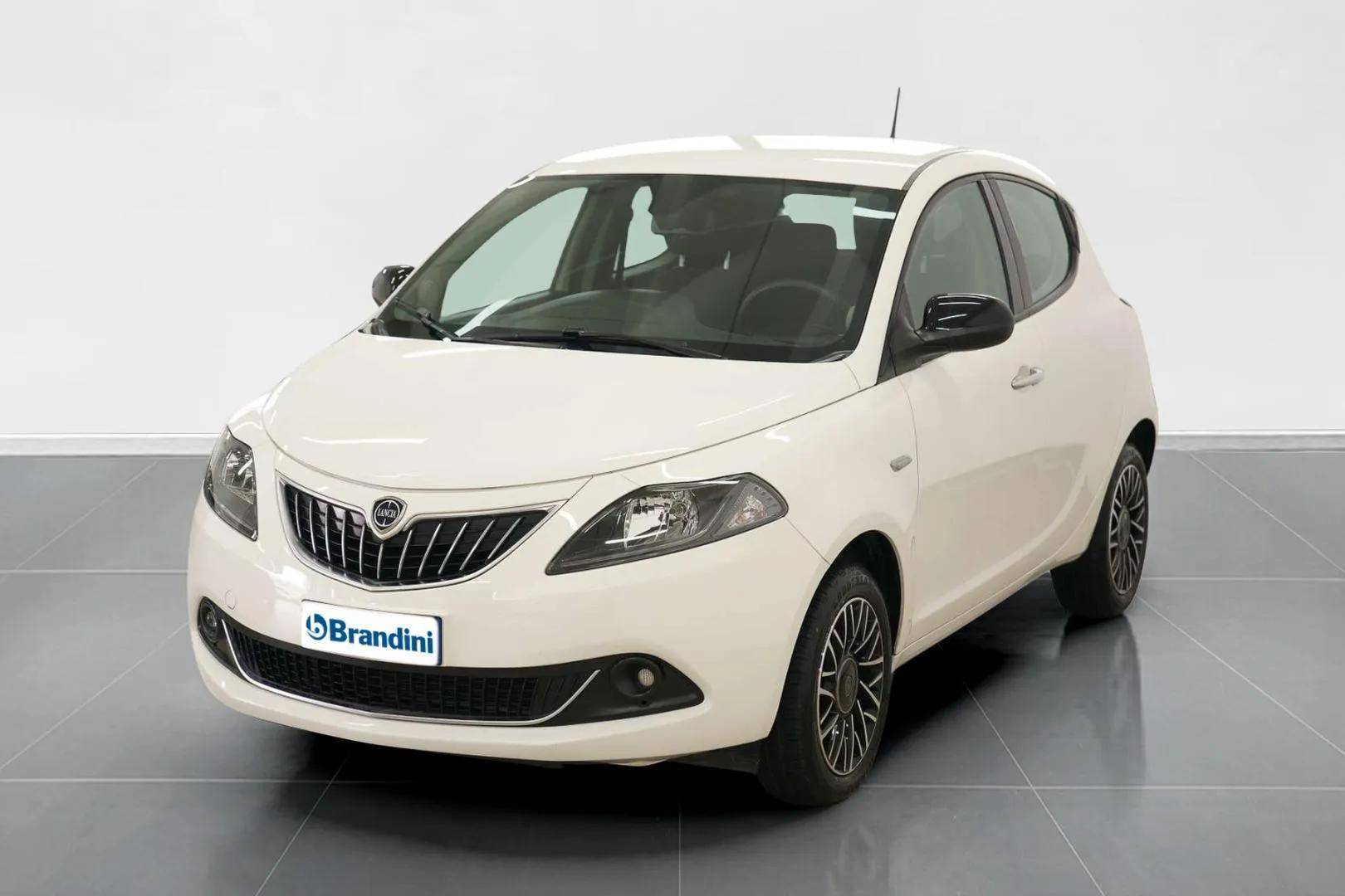 LANCIA Ypsilon - Foto 1