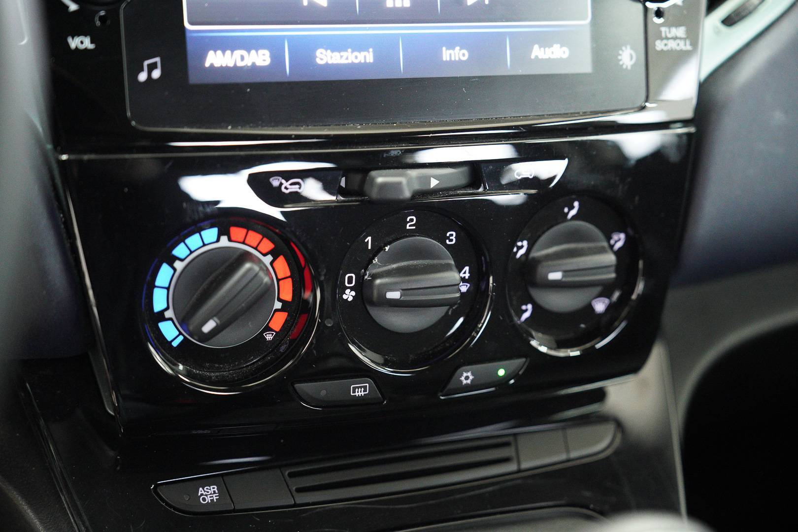 LANCIA Ypsilon - Foto 18