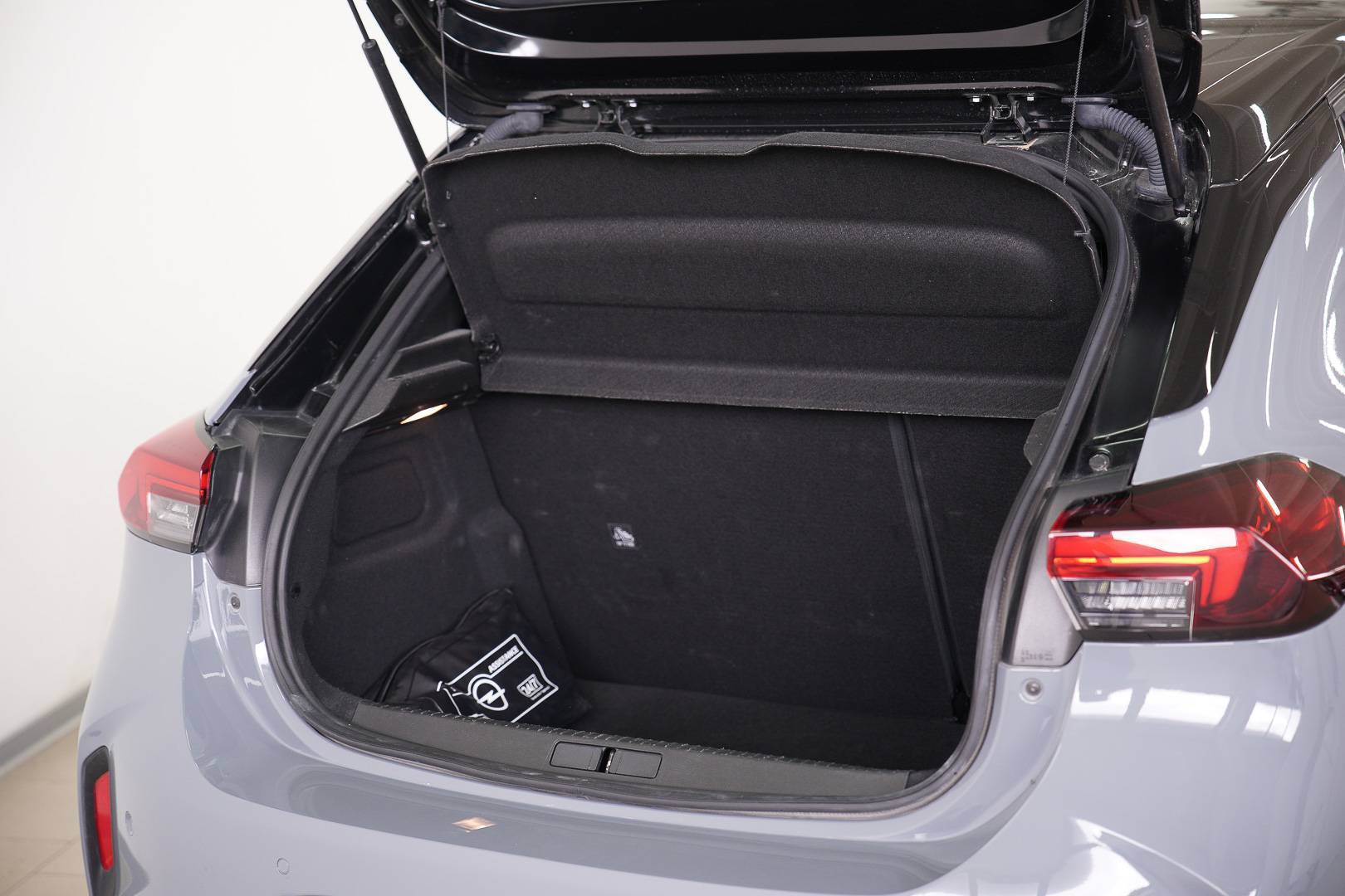 OPEL Corsa - Foto 9