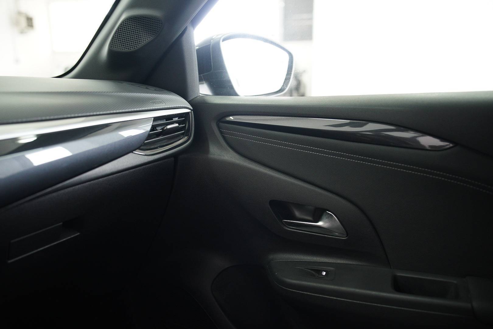 OPEL Corsa - Foto 20