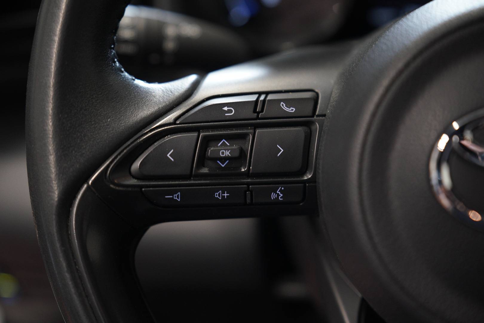 TOYOTA Yaris - Foto 11