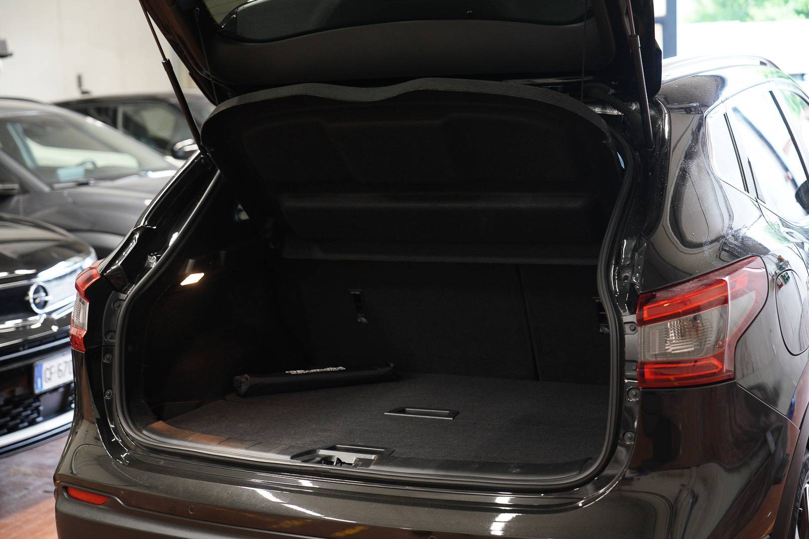 NISSAN Qashqai - Foto 9