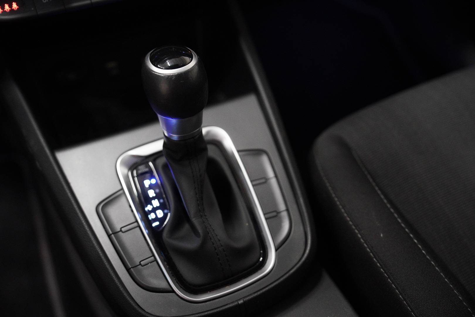 HYUNDAI Kona - Foto 19