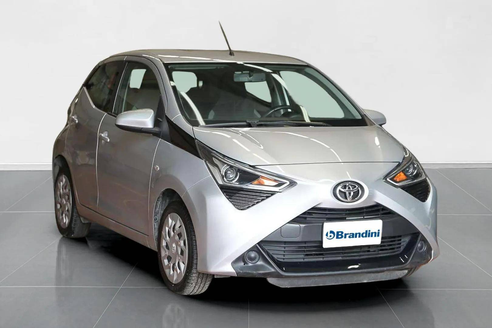 TOYOTA Aygo - Foto 3