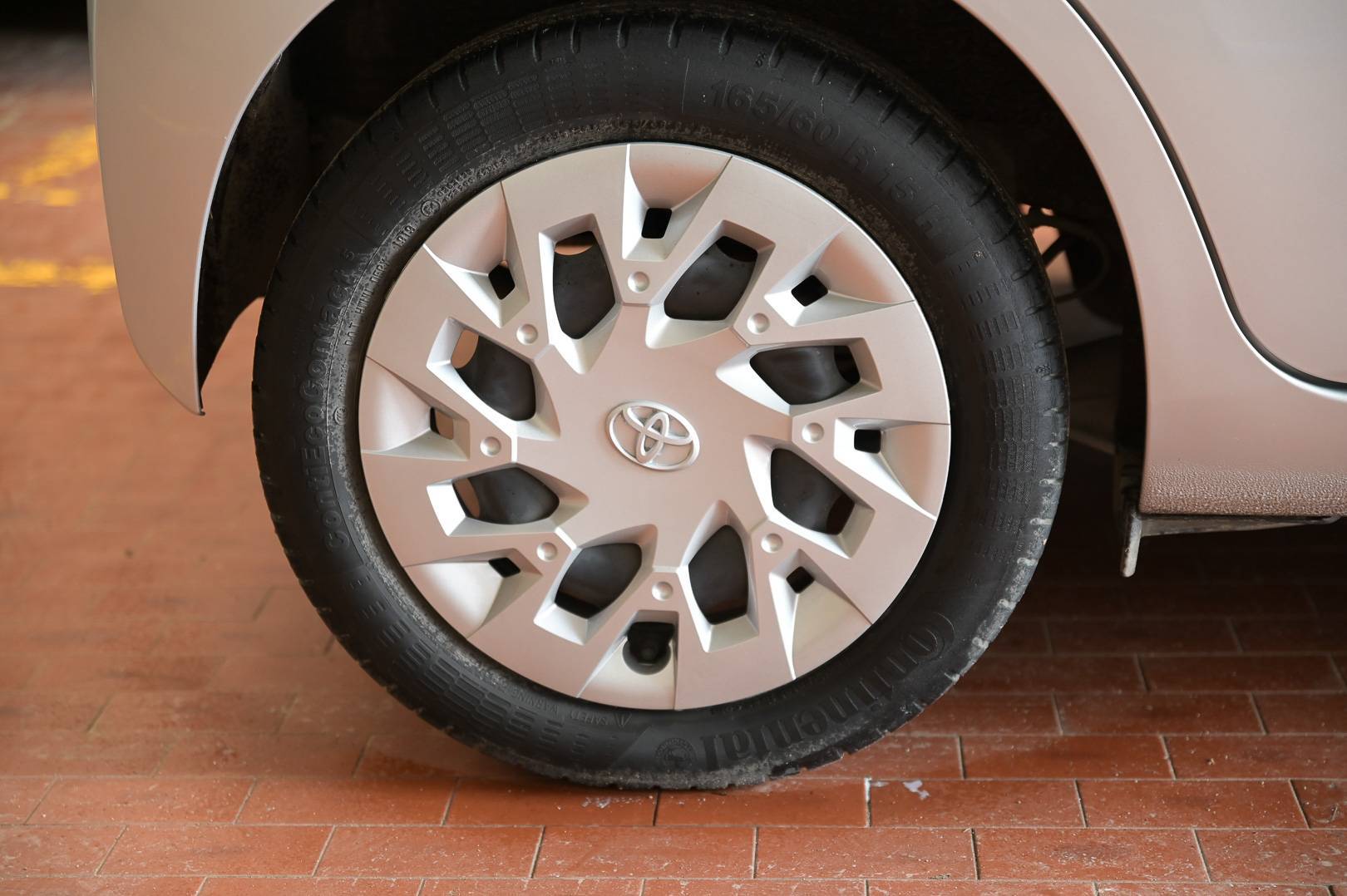 TOYOTA Aygo - Foto 7