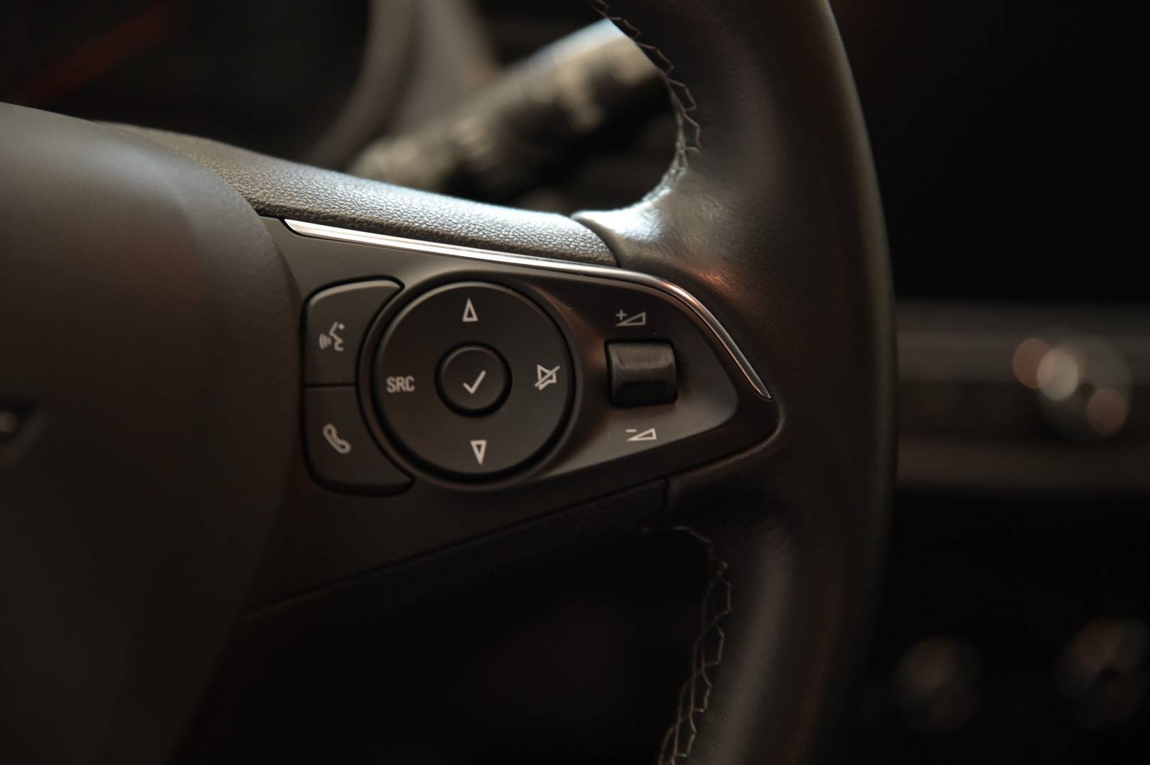 OPEL Crossland - Foto 18