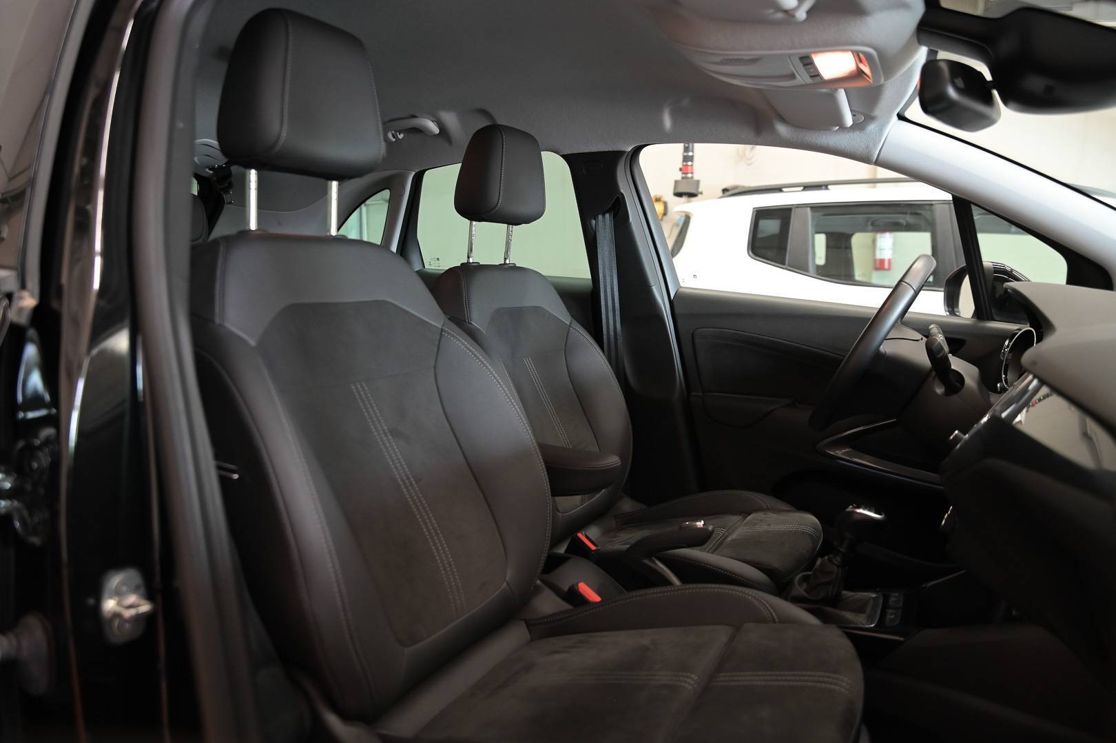 OPEL Crossland - Foto 26