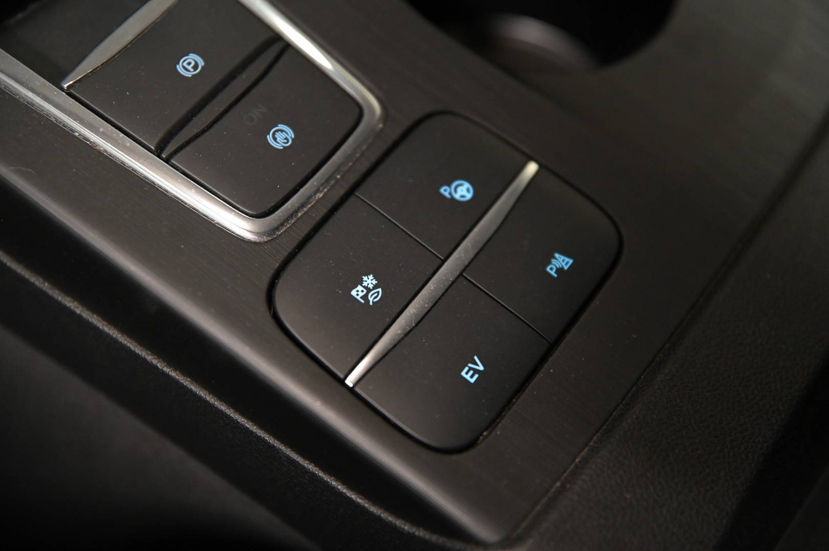 FORD Kuga - Foto 24