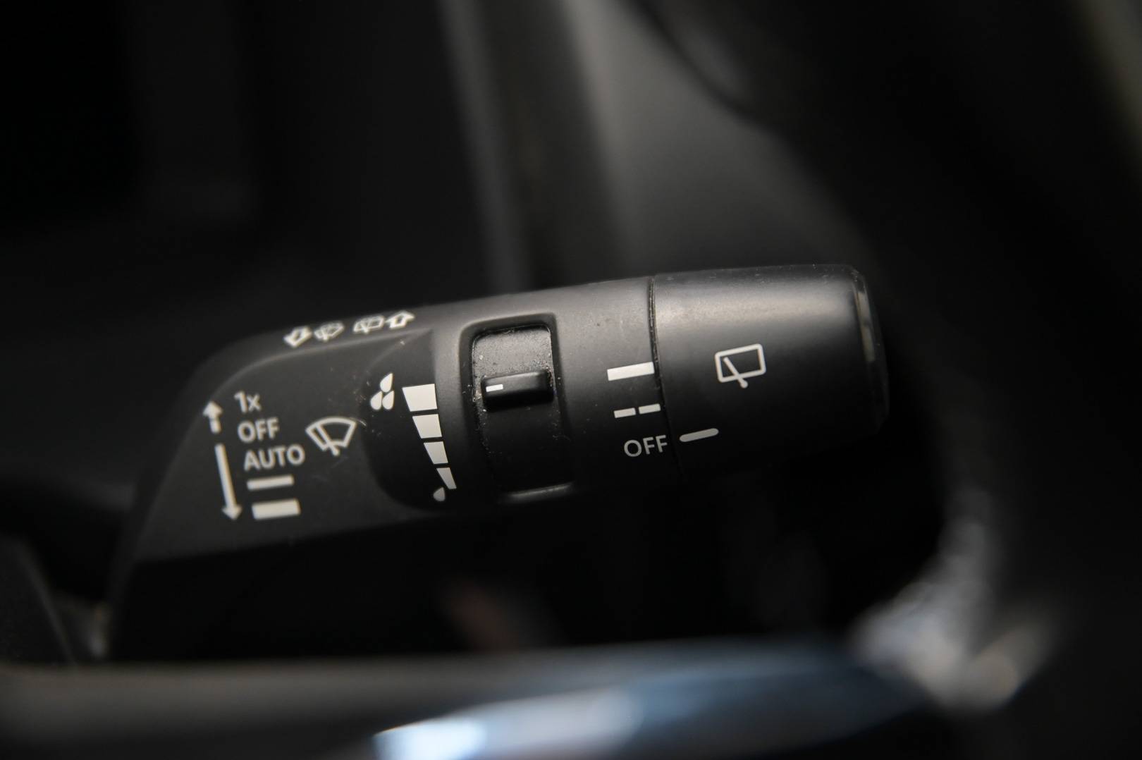 NISSAN Qashqai - Foto 19
