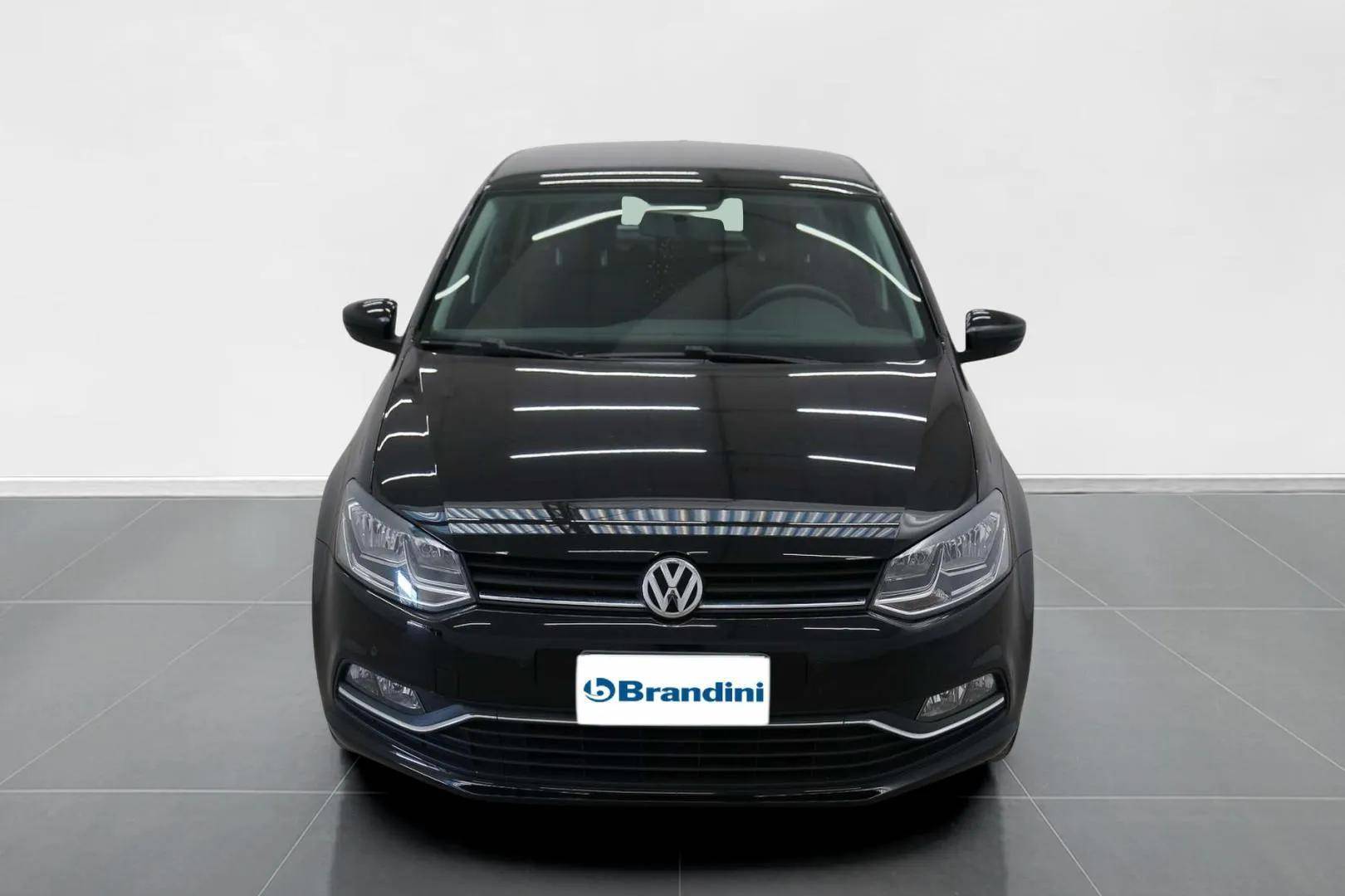 VOLKSWAGEN Polo - Foto 2