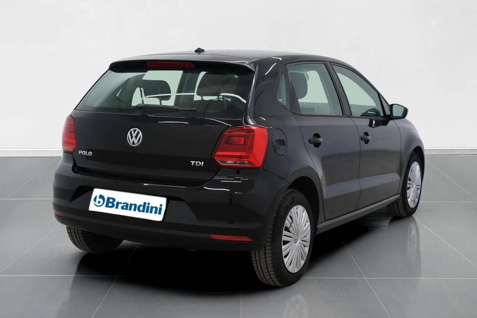 VOLKSWAGEN Polo - Foto 8