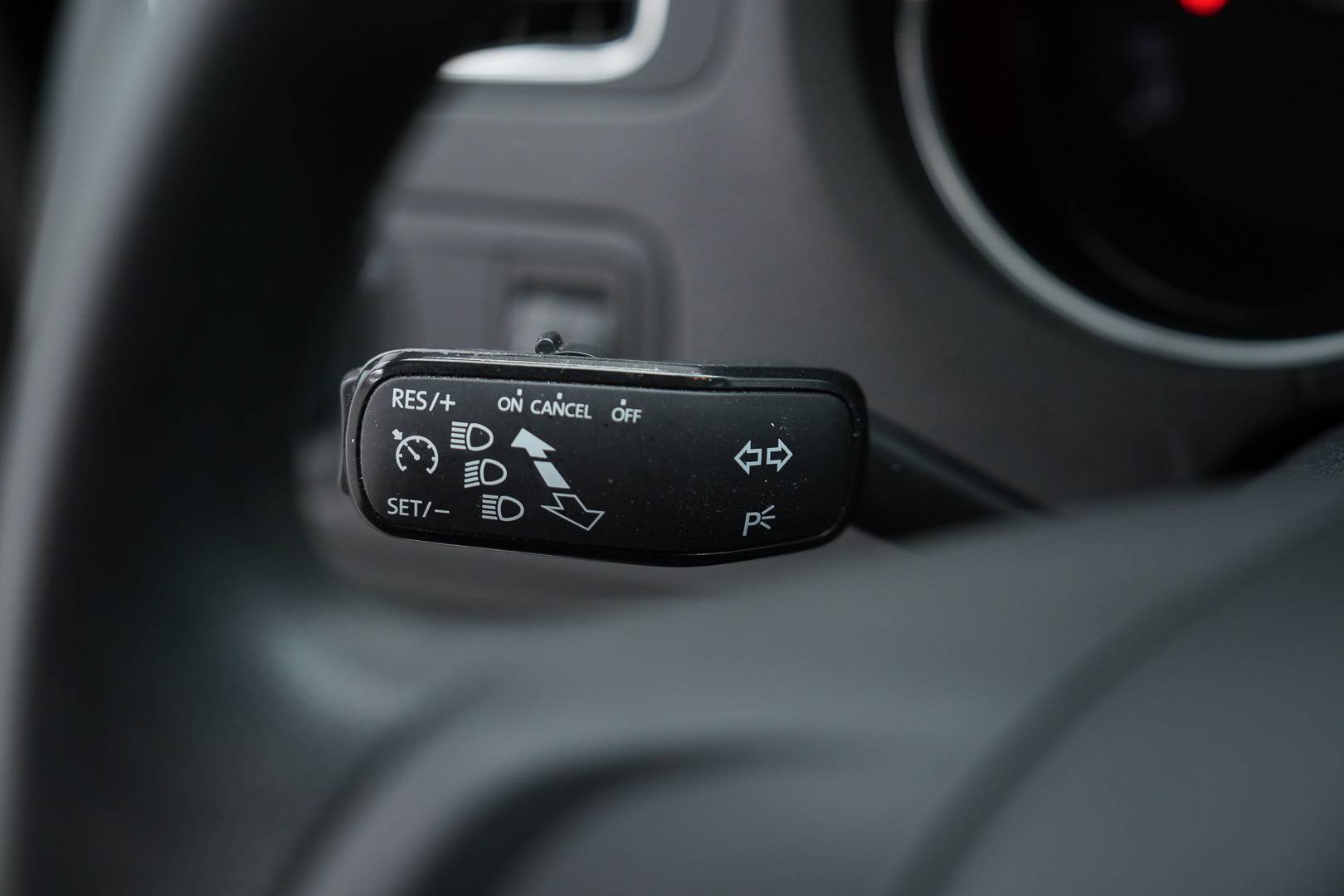VOLKSWAGEN Polo - Foto 13