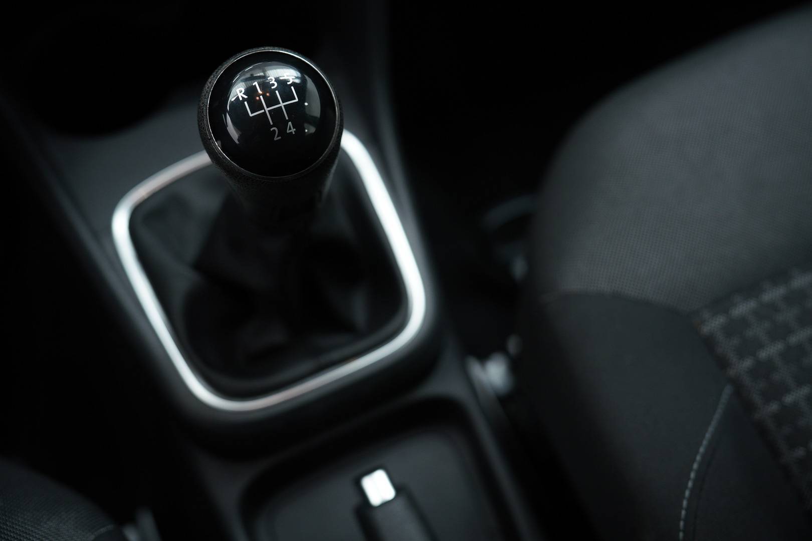 VOLKSWAGEN Polo - Foto 18