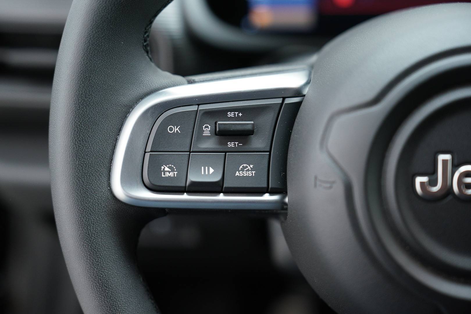 JEEP Avenger - Foto 12