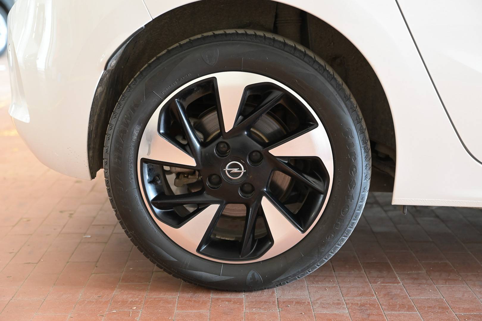 OPEL Corsa - Foto 7