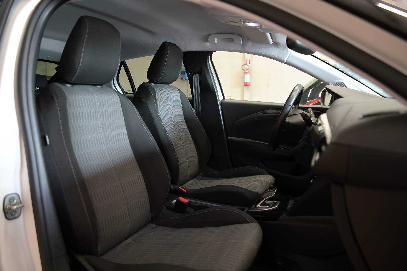 OPEL Corsa - Foto 29