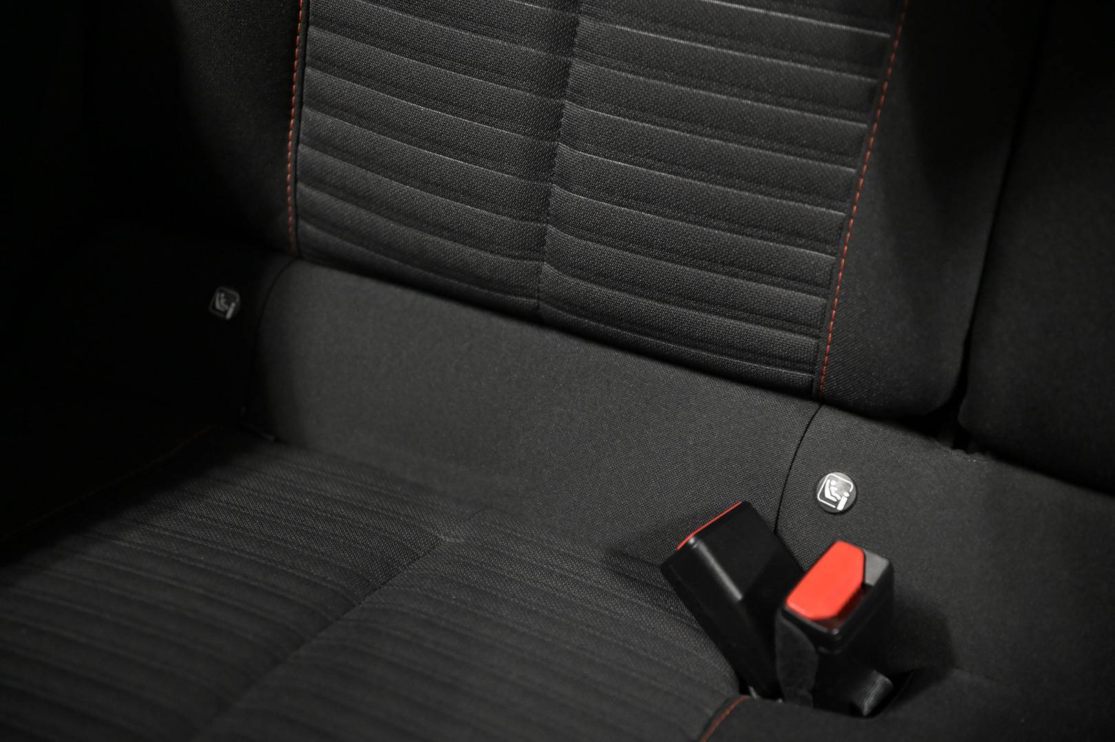 PEUGEOT 208 - Foto 25