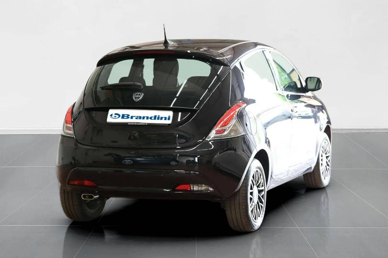 LANCIA Ypsilon - Foto 4