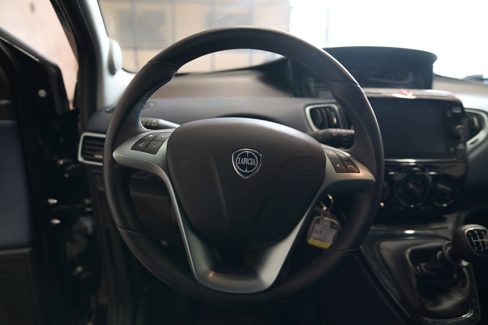 LANCIA Ypsilon - Foto 15