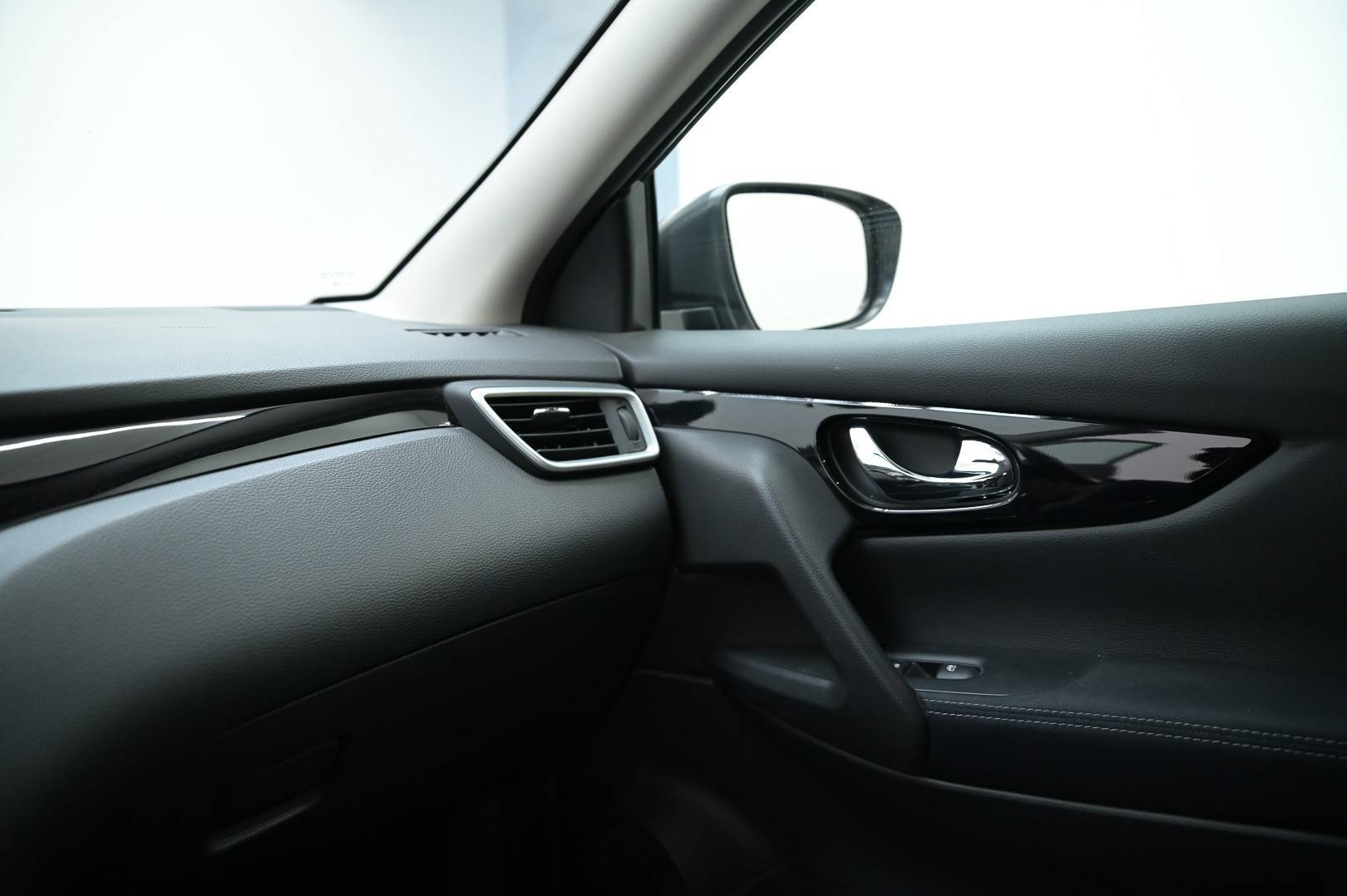 NISSAN Qashqai - Foto 18