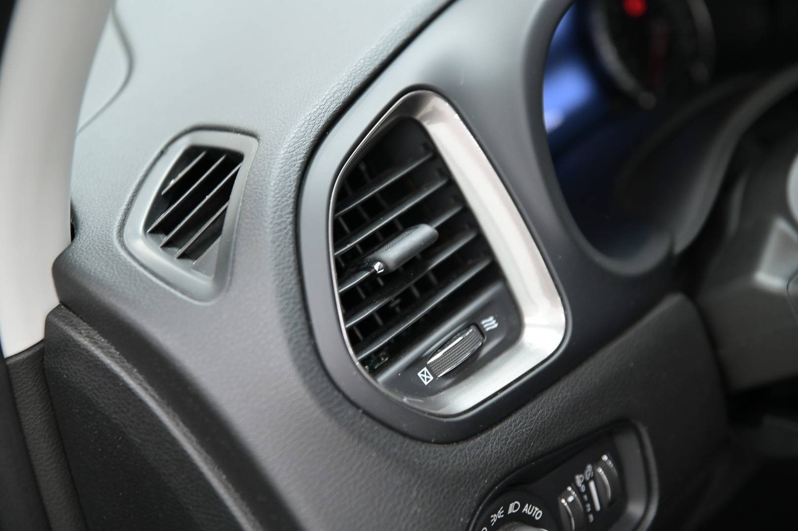 JEEP Renegade - Foto 14