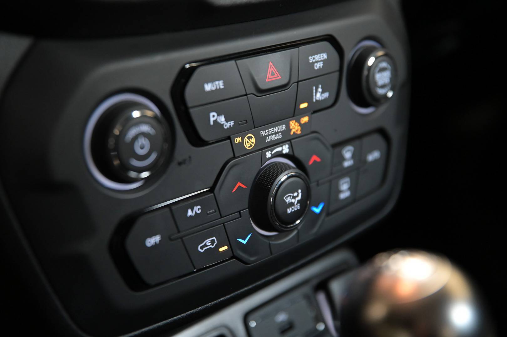 JEEP Renegade - Foto 21