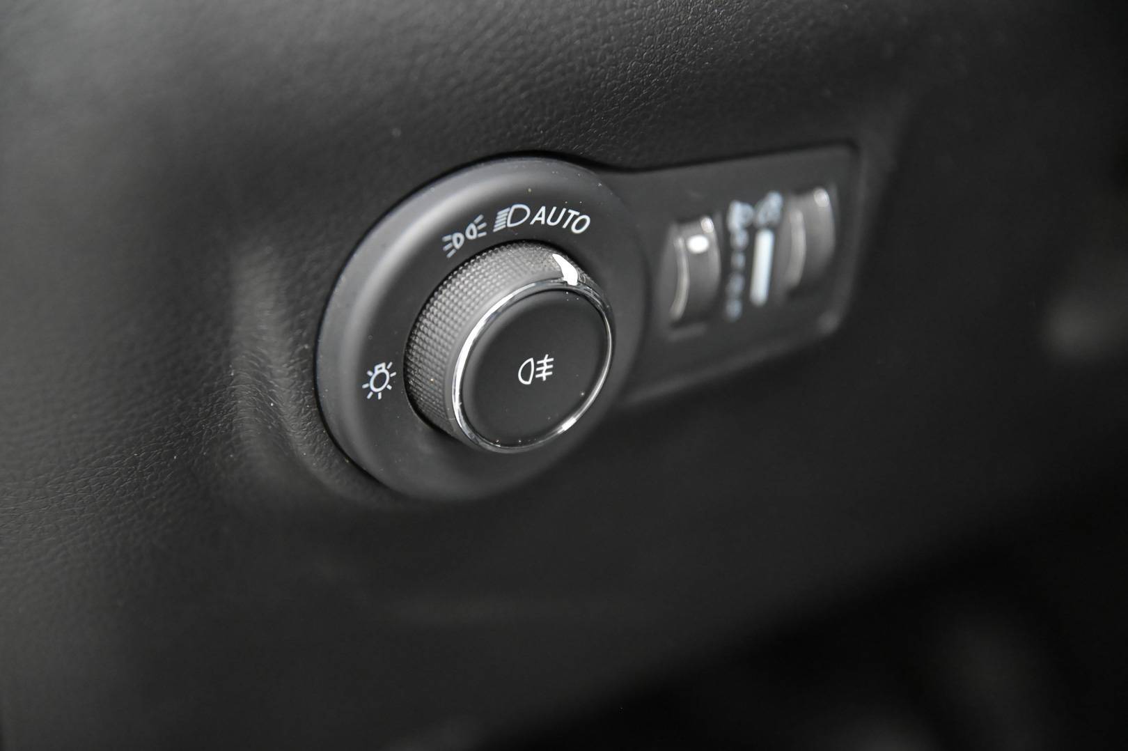 JEEP Compass - Foto 15