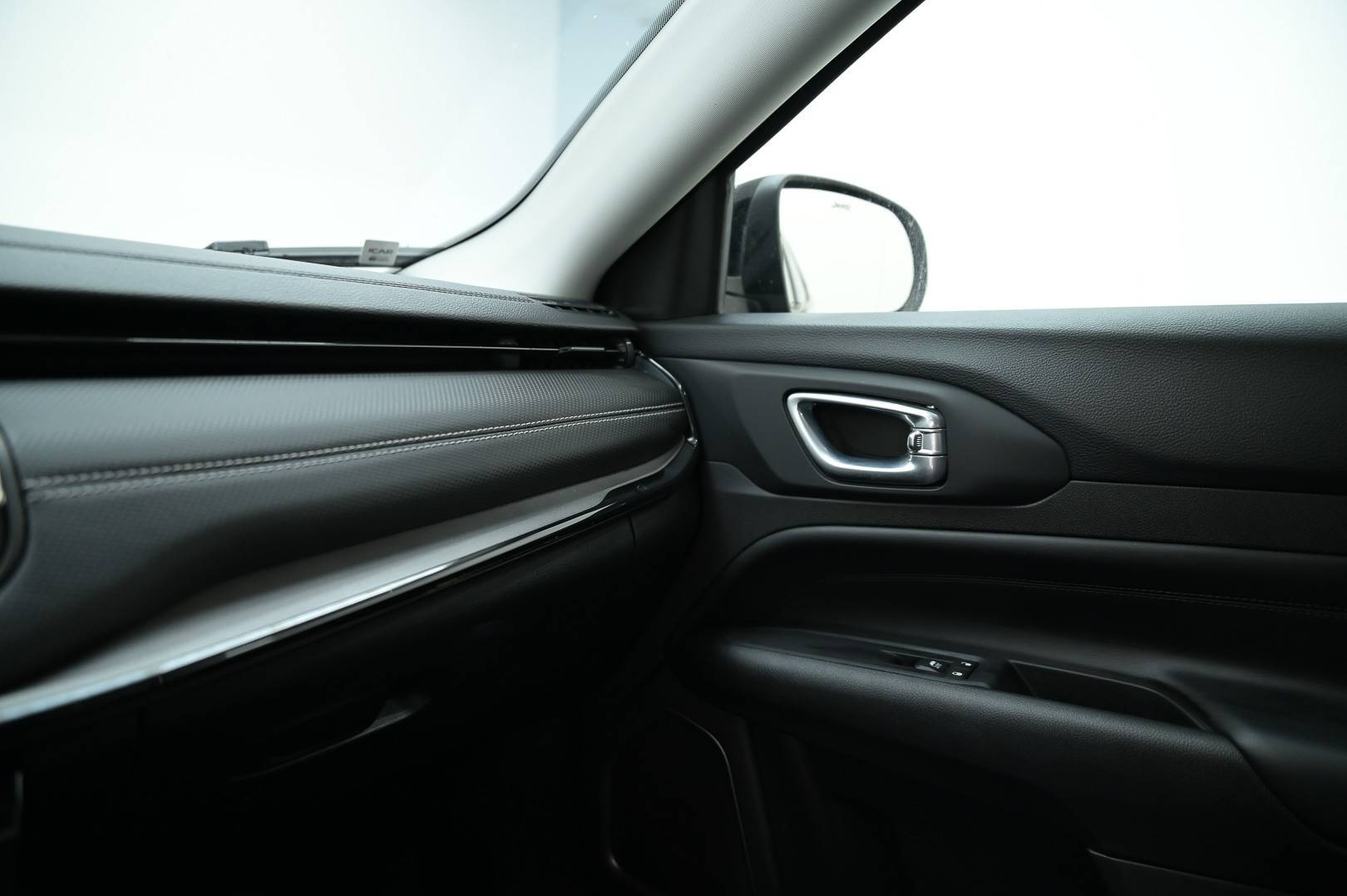 JEEP Compass - Foto 17