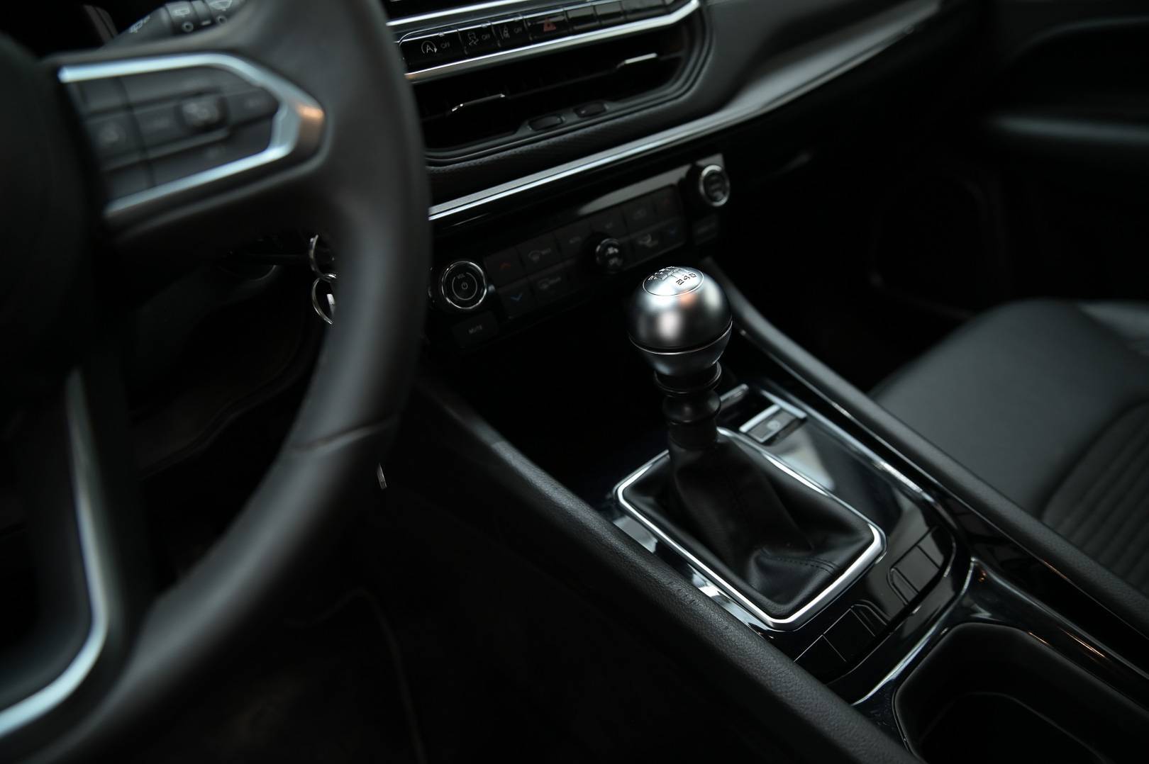 JEEP Compass - Foto 18