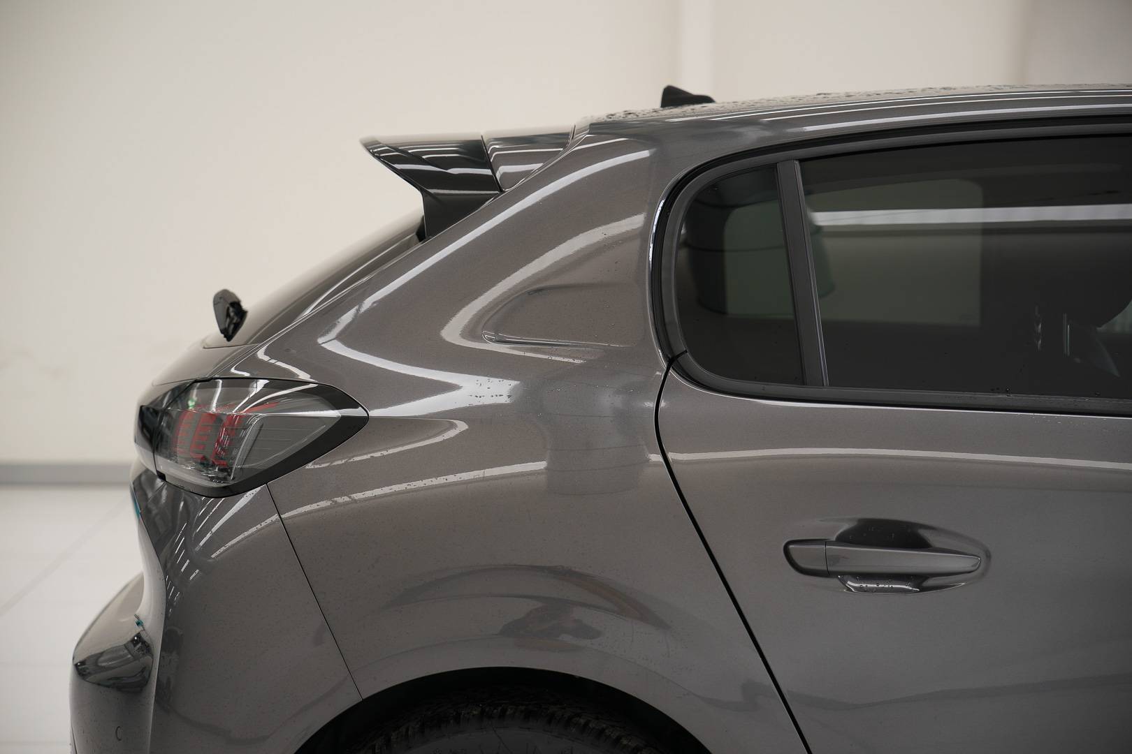 PEUGEOT 208 - Foto 6