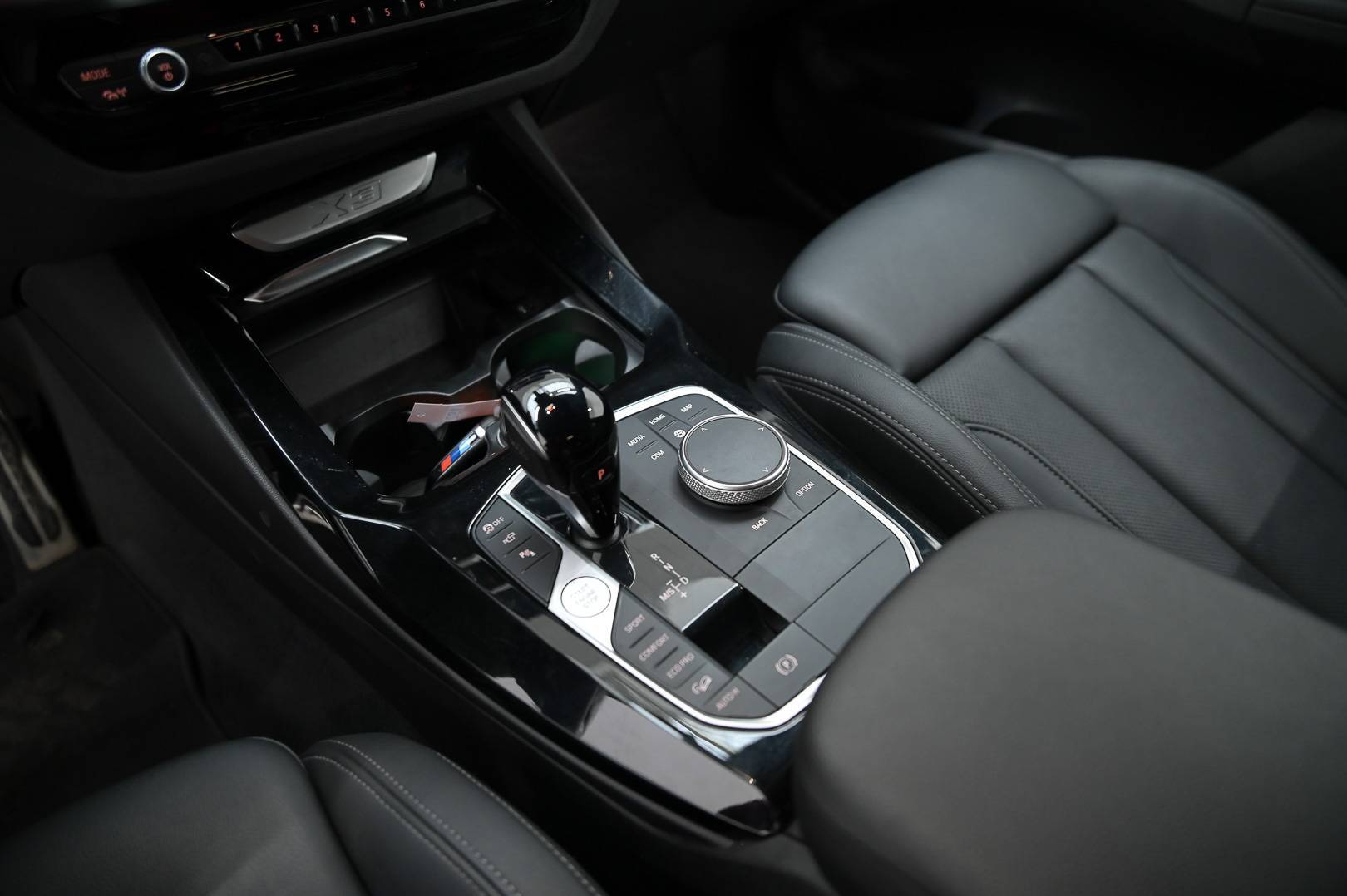 BMW X3 - Foto 21