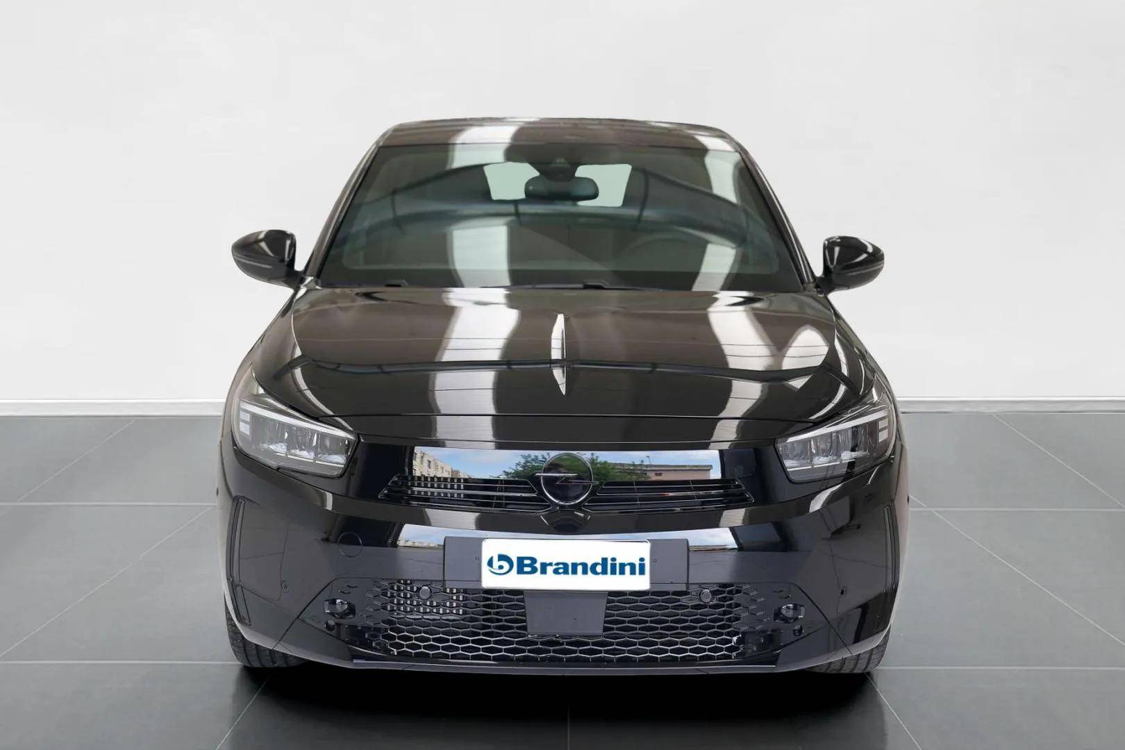 OPEL Corsa - Foto 2