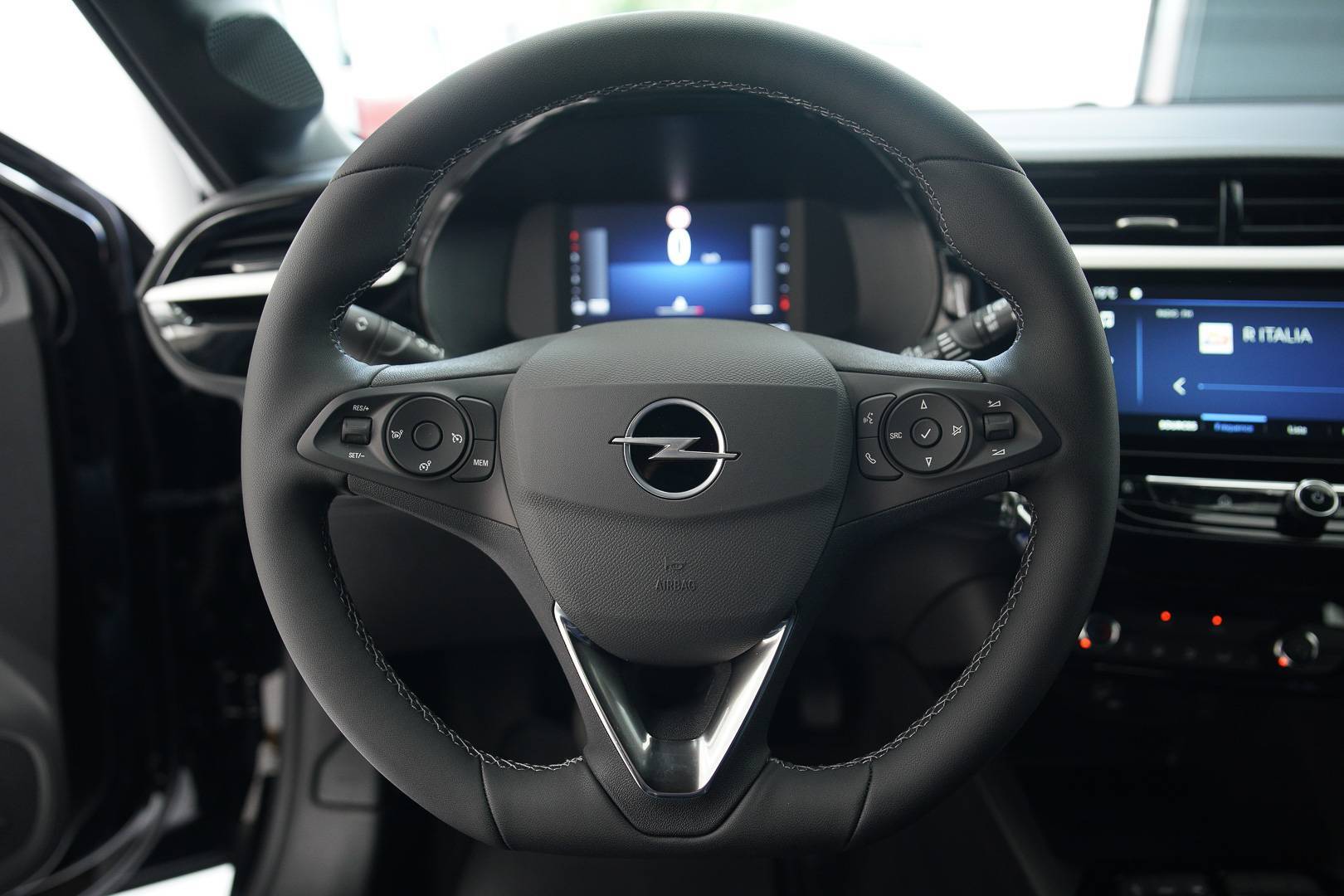 OPEL Corsa - Foto 11