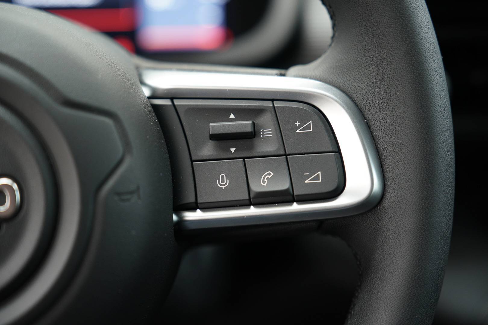 JEEP Avenger - Foto 12