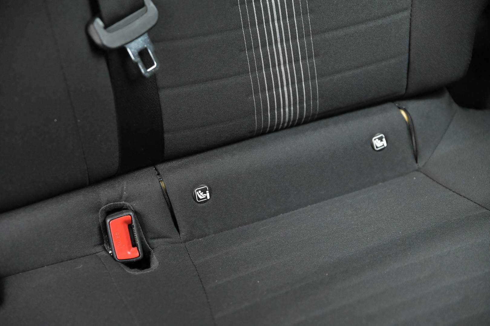 HYUNDAI I10 - Foto 8