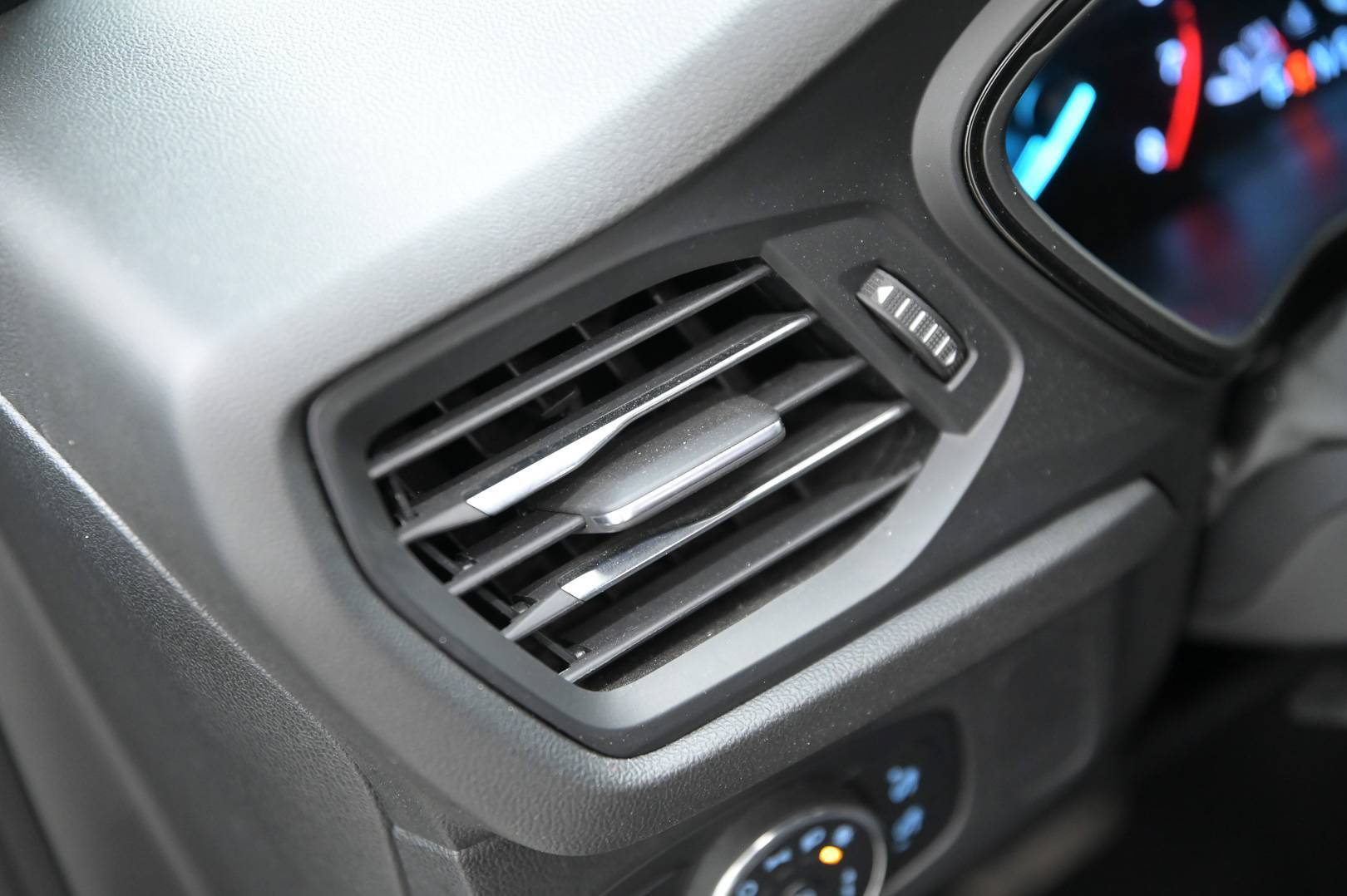 FORD Focus - Foto 14