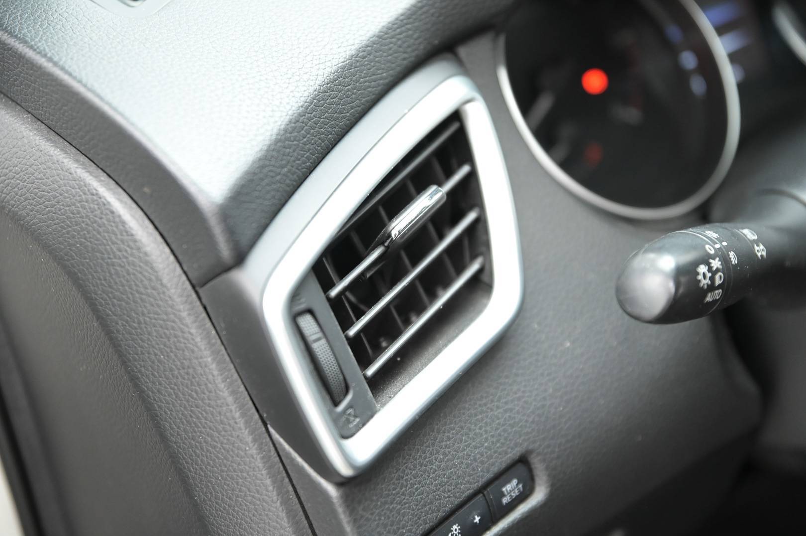 NISSAN Qashqai - Foto 13