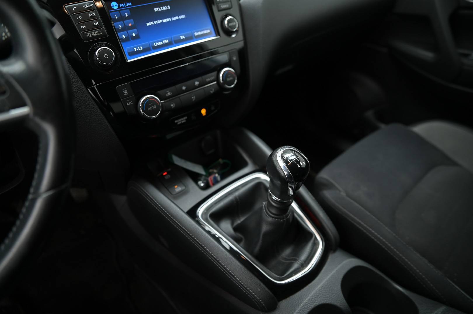 NISSAN Qashqai - Foto 18