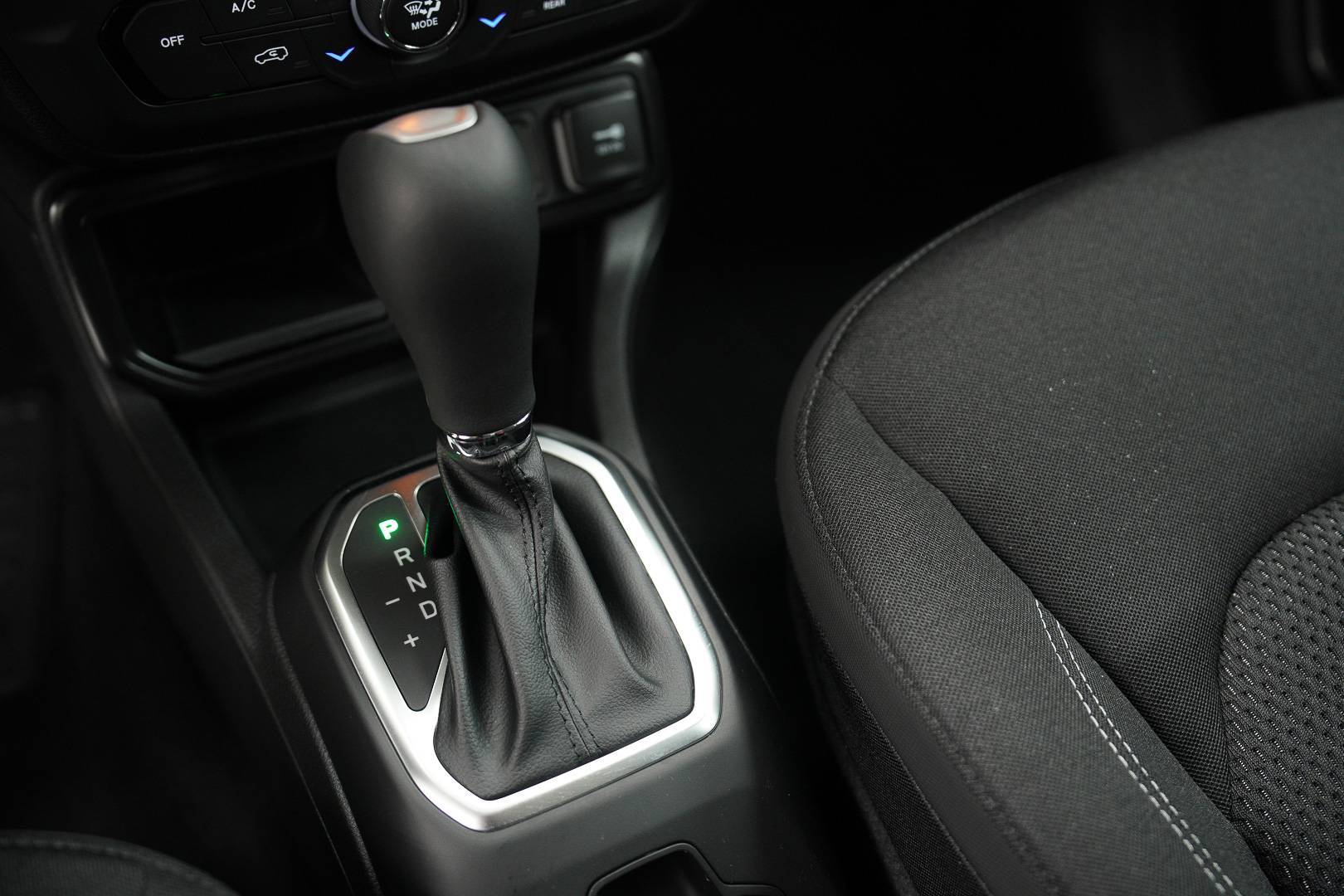 JEEP Renegade - Foto 15