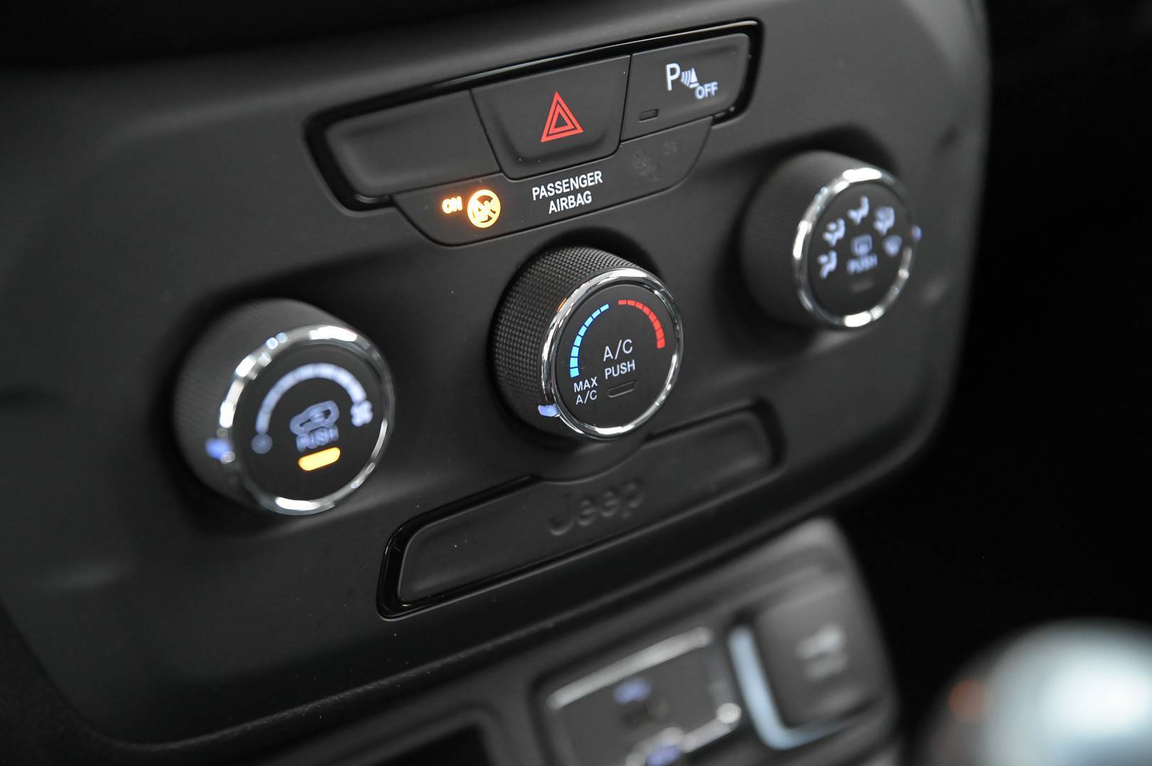JEEP Renegade - Foto 27