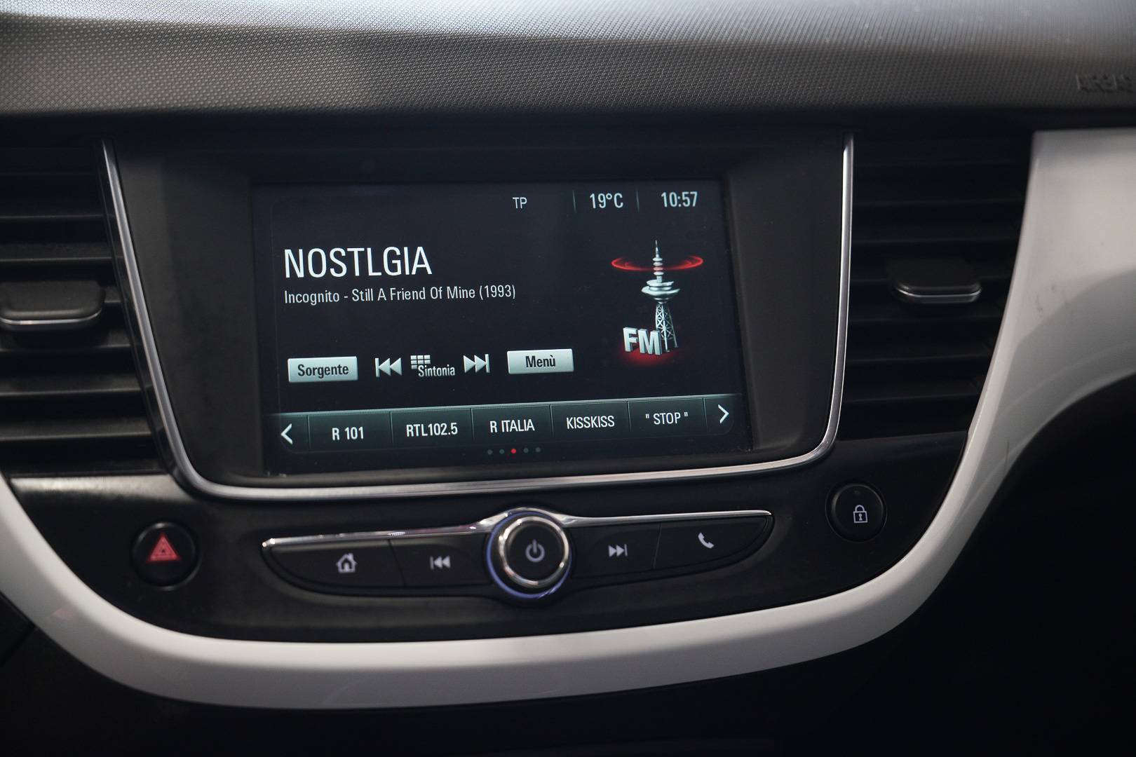 OPEL Crossland - Foto 15